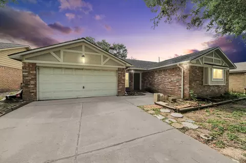 3827 Addicks Clodine Rd, Houston, TX 77082
