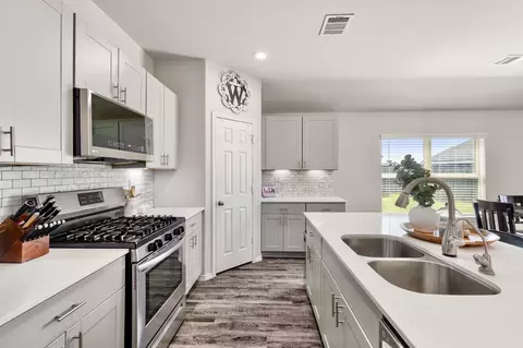 18714 Callalily Bloom Ct, Tomball, TX 77377