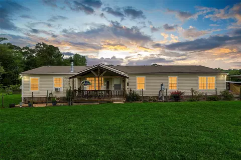 1257 Fm 2797, Dayton, TX 77535