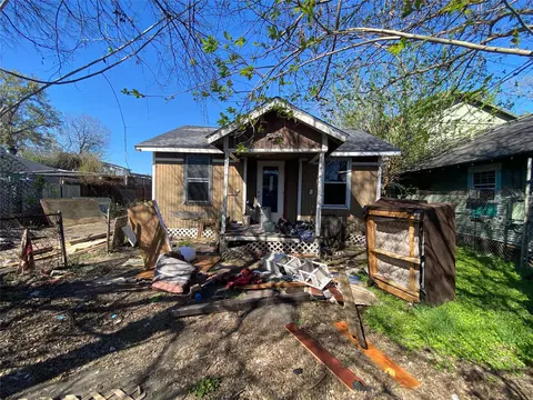 10013 Fairland Dr, Houston, TX 77051