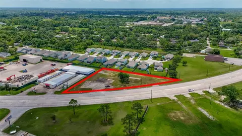 13449 Fm 1764 Rd, Santa Fe, TX 77510