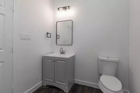 Bath - 18846 Elegance Ave, Spring, TX 77379 photo 4 of 6