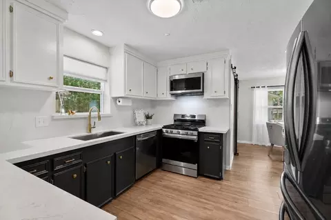 Kitchen - 4026 Oxhill Rd, Spring, TX 77388 photo 1 of 4