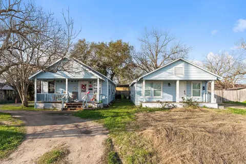 1603 Walnut Ave, Rosenberg, TX 77471 photo 1