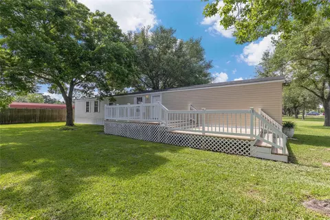 518 Elena Ln, Highlands, TX 77562