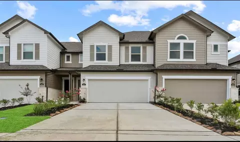 7407 Hinsdale Dr, Pasadena, TX 77505