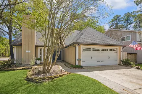 1 Sandlily Ct, The Woodlands, TX 77380