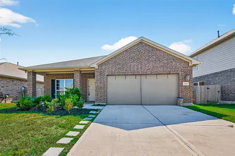 1418 Green Highland Dr, Spring, TX 77373