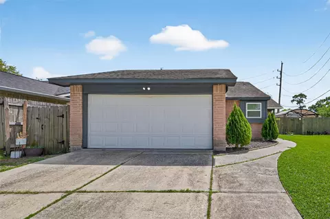20206 Misty Pines Dr, Humble, TX 77346