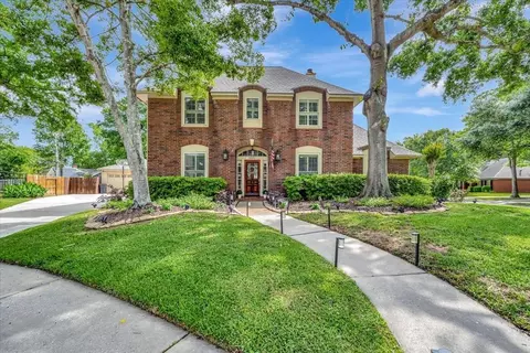 15211 Redwood Run Ct, Houston, TX 77062