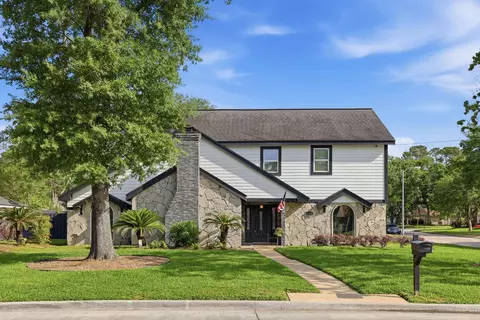 15302 Falling Creek Dr, Houston, TX 77068