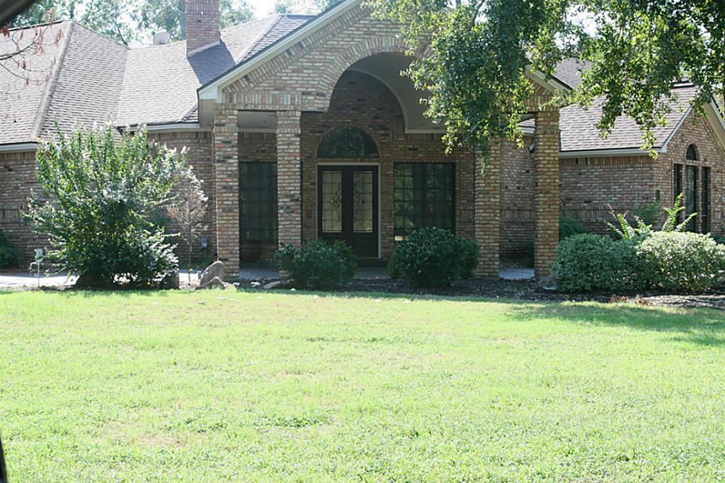 71 Hollymead Dr, Spring, TX 77381 photo 1