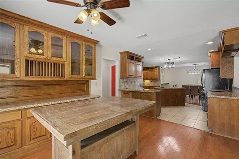 Kitchen - 16558 Green Meadow Loop, Willis, TX 77318 photo 2 of 6