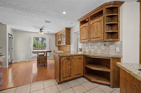 Kitchen - 16558 Green Meadow Loop, Willis, TX 77318 photo 1 of 6