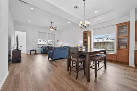 20802 Mirror Point Dr, Cypress, TX 77433