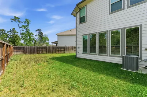 Exterior - 500 Dry Fork Ln, Conroe, TX 77304 photo 4 of 4