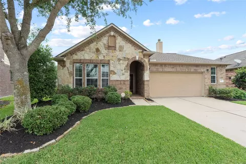 9997 Willow Falls Ln, Brookshire, TX 77423
