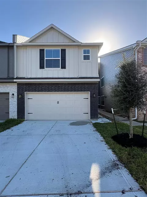 114 Capetown Cir, Montgomery, TX 77356