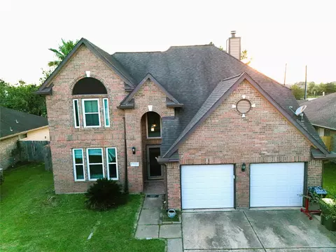 3504 Whitestone Dr, Pearland, TX 77584