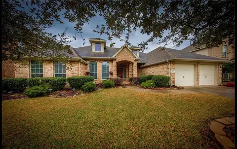 414 Willow Pointe Dr, League City, TX 77573