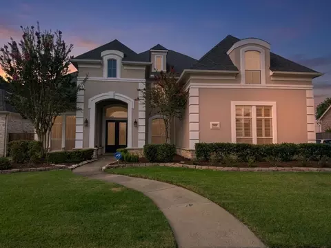 7806 Silent Forest Dr, Sugar Land, TX 77479