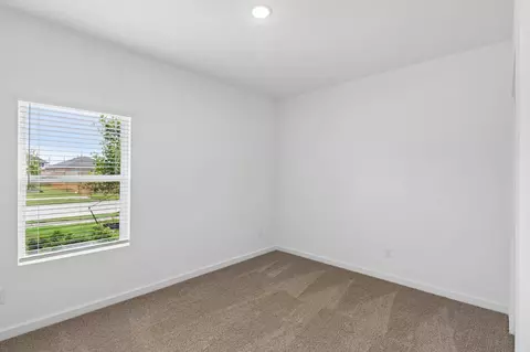 Bedroom - 7930 Jade Crest Dr, Angleton, TX 77515 photo 9 of 14