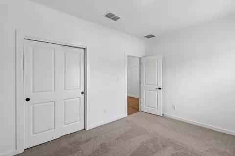 Bedroom - 7930 Jade Crest Dr, Angleton, TX 77515 photo 11 of 14