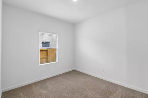 Bedroom - 7930 Jade Crest Dr, Angleton, TX 77515 photo 12 of 14