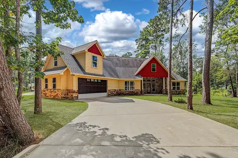 157 County Road 303, Dayton, TX 77535