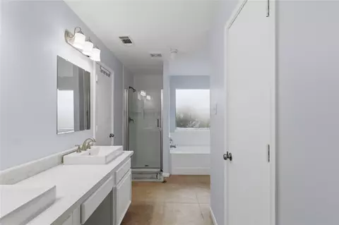 Bath - 2703 Hidden Spring Vale Dr, Spring, TX 77386 photo 1 of 5