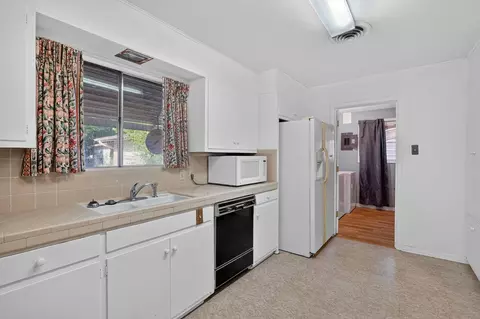 Kitchen - 2312 Kent St, Bryan, TX 77802 photo 2 of 5