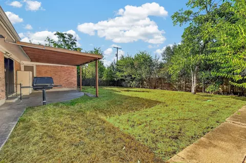 Exterior - 2312 Kent St, Bryan, TX 77802 photo 2 of 6