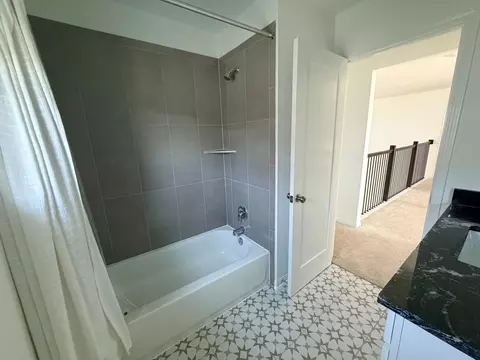 Bath - 1965 Alasio Dr, Leander, TX 78641 photo 5 of 5