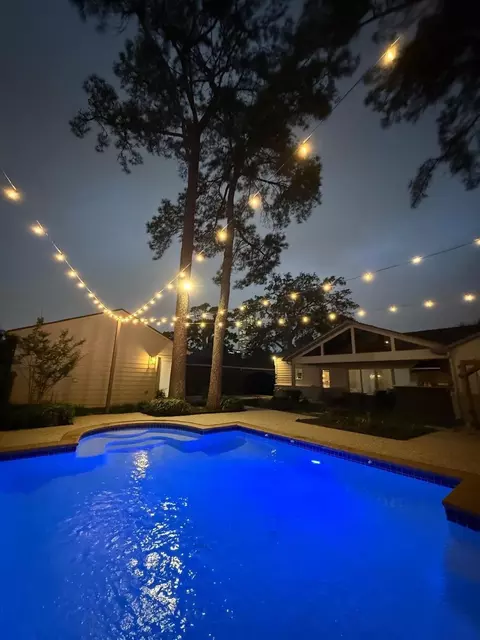 4643 Richmond Ave, Houston, TX 77027