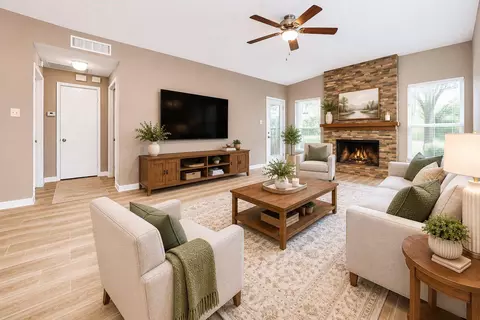 10053 Westpark Dr #285, Houston, TX 77042