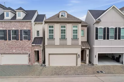 3722 Somerset York Ln, Houston, TX 77055