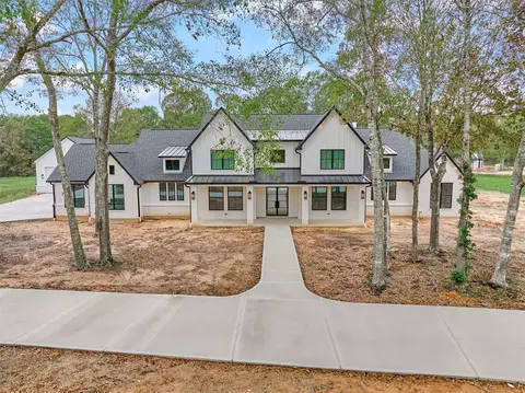18332 Woodstream Crossing Rd, Montgomery, TX 77316