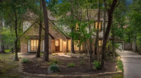 9 N Havenridge Dr, The Woodlands, TX 77381