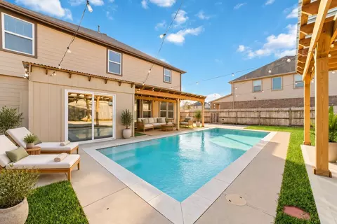 3508 Saxton Green Rd, Pearland, TX 77584