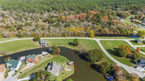 60 Wildwood Lake Dr, Huntsville, TX 77340