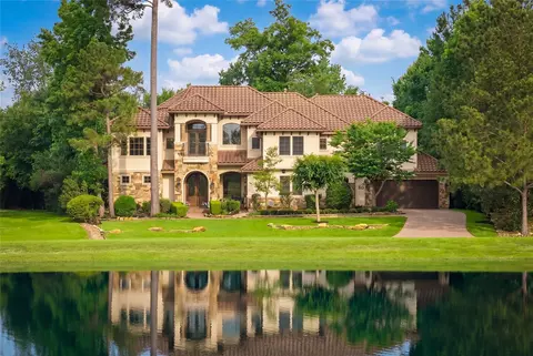 50 S Badger Lodge Cir, Spring, TX 77389