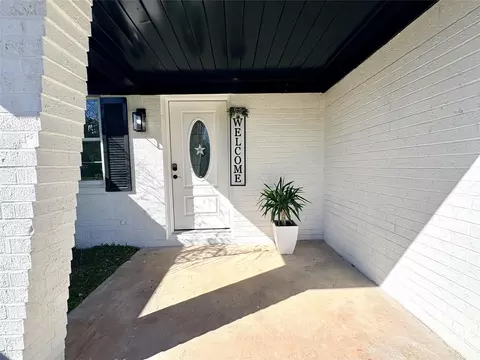 413 La Bradford Dr, Bay City, TX 77414