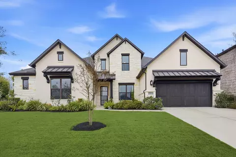 10102 S Goshawk Trl, Conroe, TX 77385