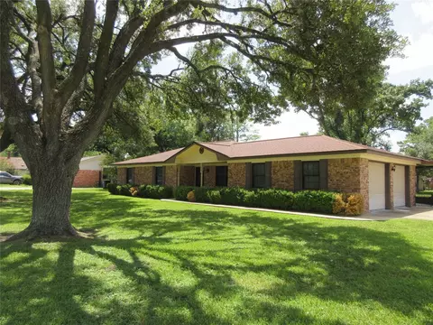 9213 Hammerly Blvd, Houston, TX 77080