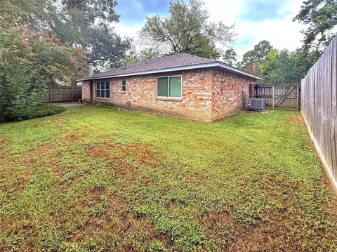 Exterior - 5519 Lynngate Dr, Spring, TX 77373 photo 4 of 4