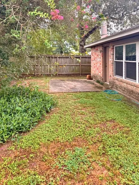 Exterior - 5519 Lynngate Dr, Spring, TX 77373 photo 3 of 4