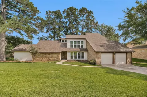 2018 Wickersham Dr, Huntsville, TX 77340