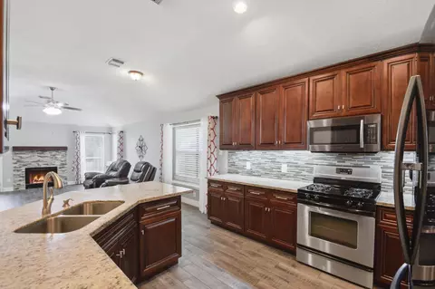 Kitchen - 2514 Spring Dusk Ln, Spring, TX 77373 photo 1 of 3