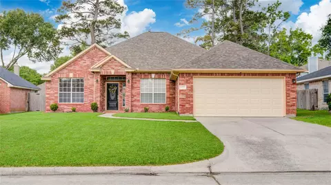 8507 Discus Dr, Humble, TX 77346