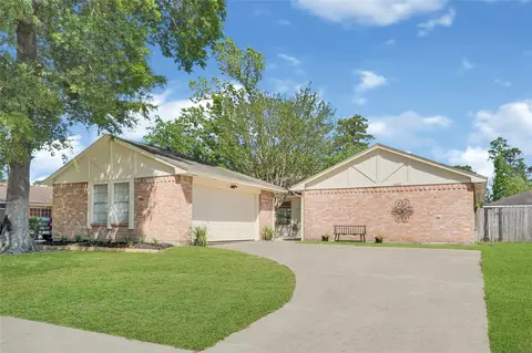 6611 Archgate Dr, Spring, TX 77373